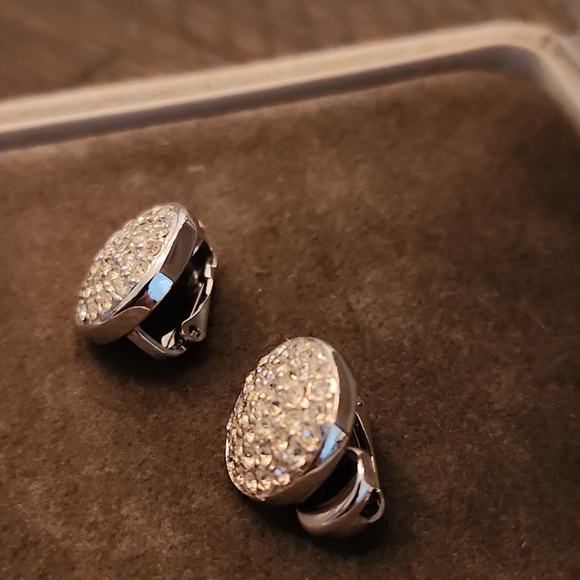 Dior Clip Earrings - Picture 2 of 8